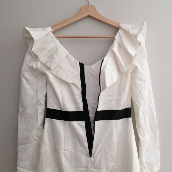 Self-Portrait Long Sleeve White Asymmetric Ruffle Jacquard Mini Dress 6 Formal - Picture 11 of 17